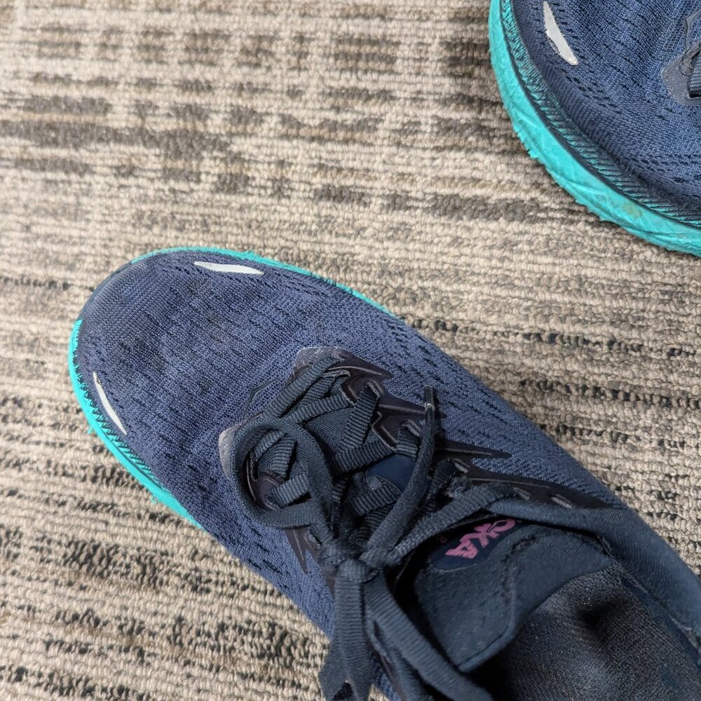 VERY ❤️Well Worn❤️ Nursing Hokas
